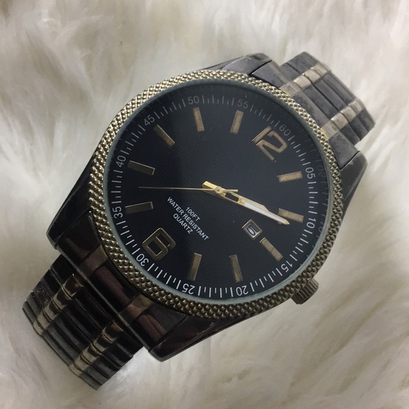 Other - Mens stretch band big face date wrist watch